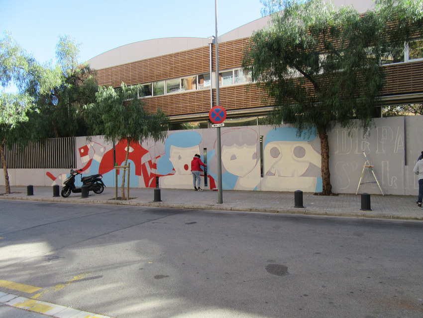 Mural de arte urbano Amaia Arrazola y Reskate