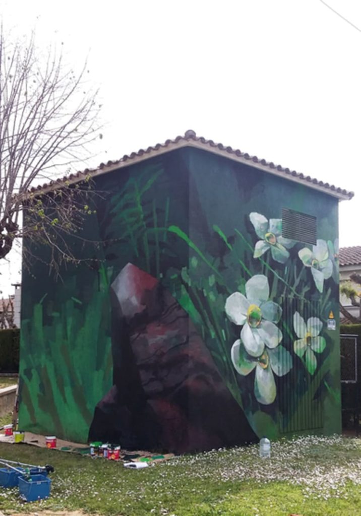 jalon-de-aquiles-rebobinart-santa-maria-de-palautordera-2 Fachada con el mural – Palautordera by Jalón de Aquiles, mural por encargo, Rebobinart 2019