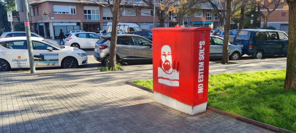 Detall del mural – No Estem Sol*s, Barcelona, mural a mida, Rebobinart 2020