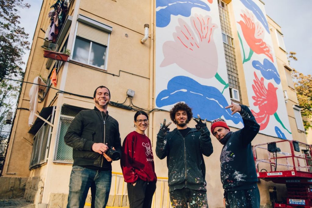 Lara Costafreda (7) Vista general del mural – Mural La Florida by Lara Costafreda, La Florida, L'Hospitalet de Llobregat, arte urbano, Rebobinart 2021