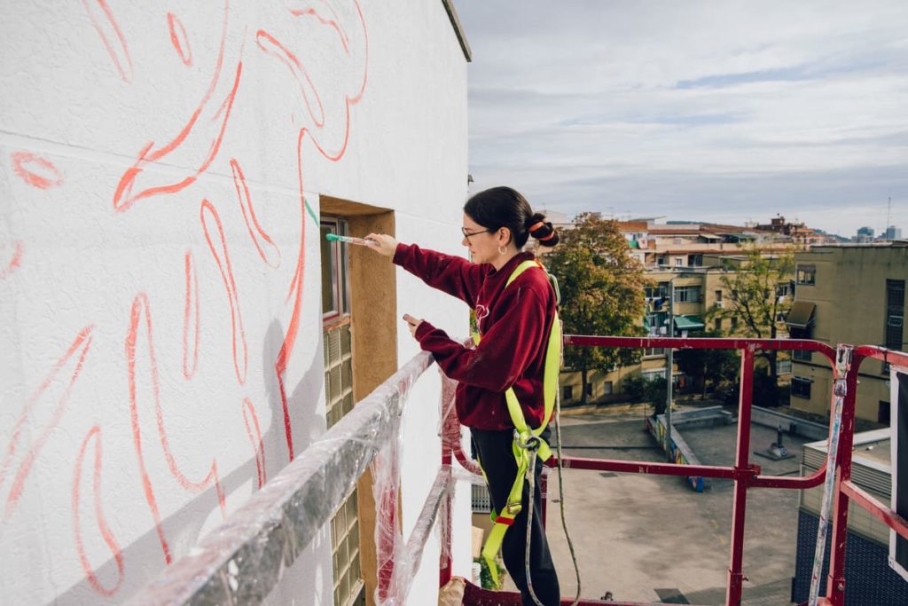Lara Costafreda (8) Fotografía del mural – Mural La Florida by Lara Costafreda, La Florida, L'Hospitalet de Llobregat, graffiti, Rebobinart 2021