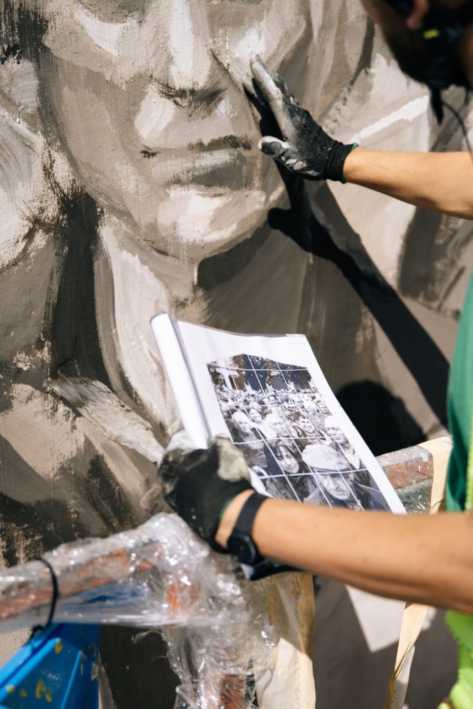 Detalle del mural de Elisa Capdevila, Miquel Wert – Mural de la Gente Mayor by Elisa Capdevila i Miquel Wert, Barcelona, mural contemporáneo, foto 74, Rebobinart 2021