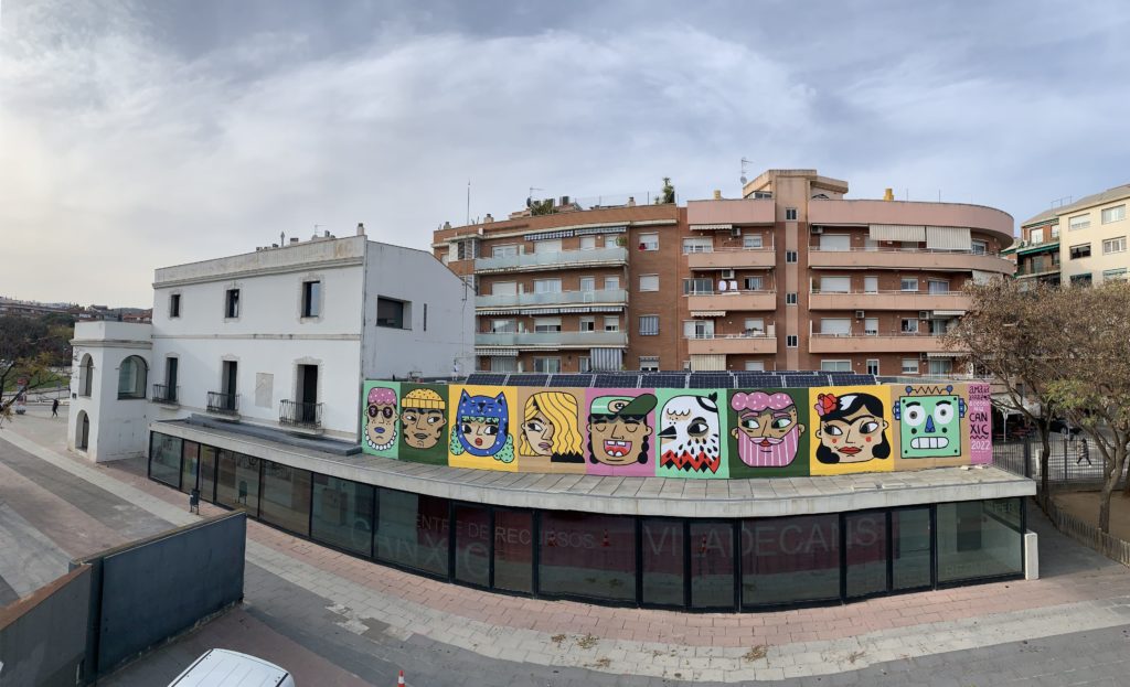 YDRAY-30A62B49-AD9A-488F-9DA8-F7C710C09A50 Vista general del mural – Mural Can Xic by Amaia Arrazola, Barcelona, mural exterior, Rebobinart 2022