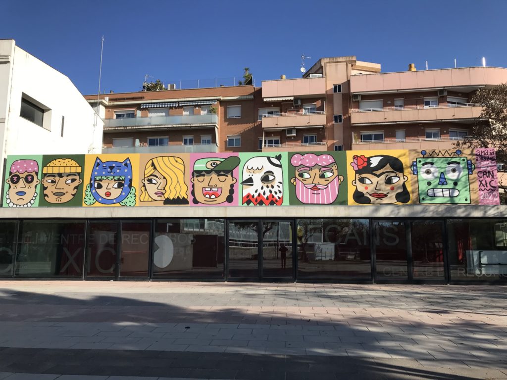 image00006 Fotografía del mural – Mural Can Xic by Amaia Arrazola, Barcelona, arte urbano participativo, Rebobinart 2022