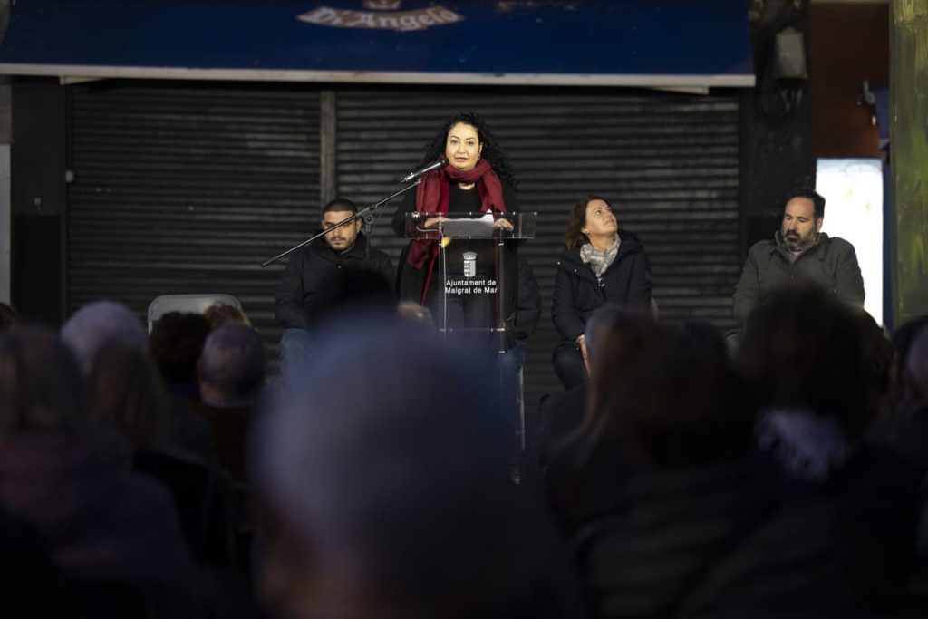 Imatge mural Murmurs Mohamed L'Ghacham – Dona i Pagesia, Malgrat de Mar, Rebobinart