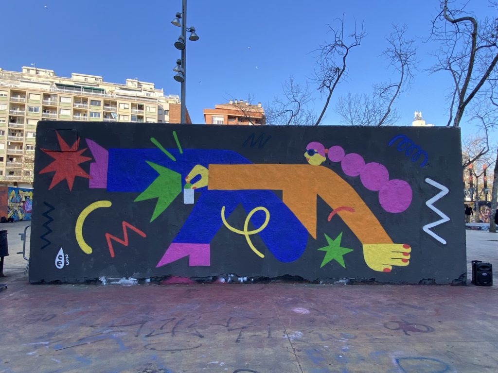 Womart_jam_diàlegs_dona (5) Proceso de pintura durante la actividad – IV WOMART JAM, Barcelona, arte urbano en Barcelona, Rebobinart 2023