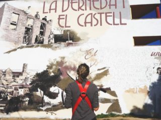 Murmurs - La Verneda y El Castell by Núra Riba