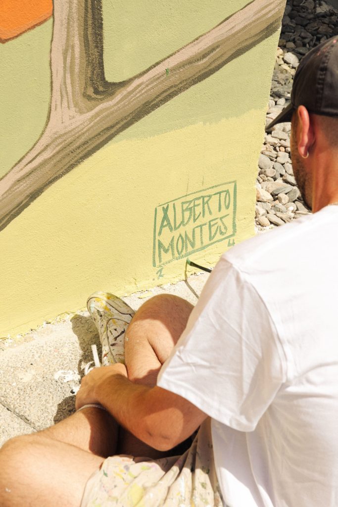 Rebobinart_LivensaLiving_Granada_AlbertoMontes (2) Fotografía del mural – Re-visión de un paisaje granaíno by Alberto Montes, Granada, graffiti, Rebobinart 2024