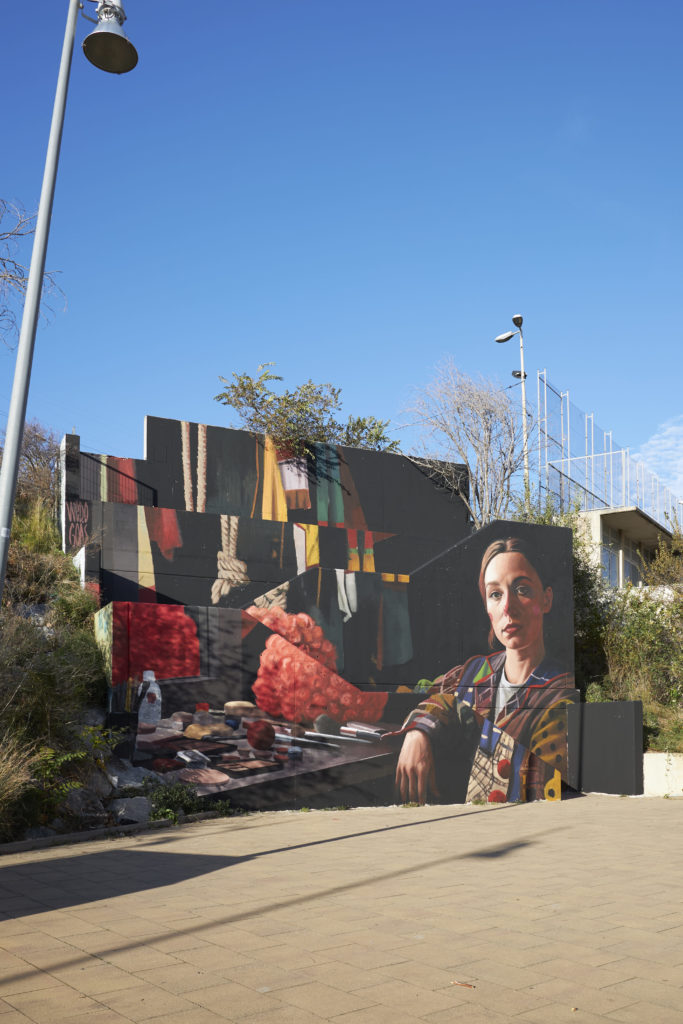 Arte urbano Barcelona Wedo Goás, Back Stage Circ Social mural exterior, Rebobinart 2025